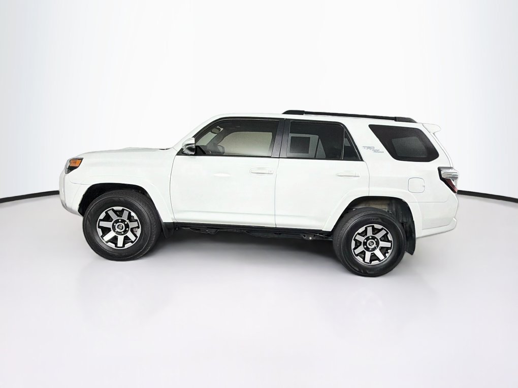 Used 2023 Toyota 4Runner TRD Off-Road Premium w/ Moonroof Package AWD/4WD image 6