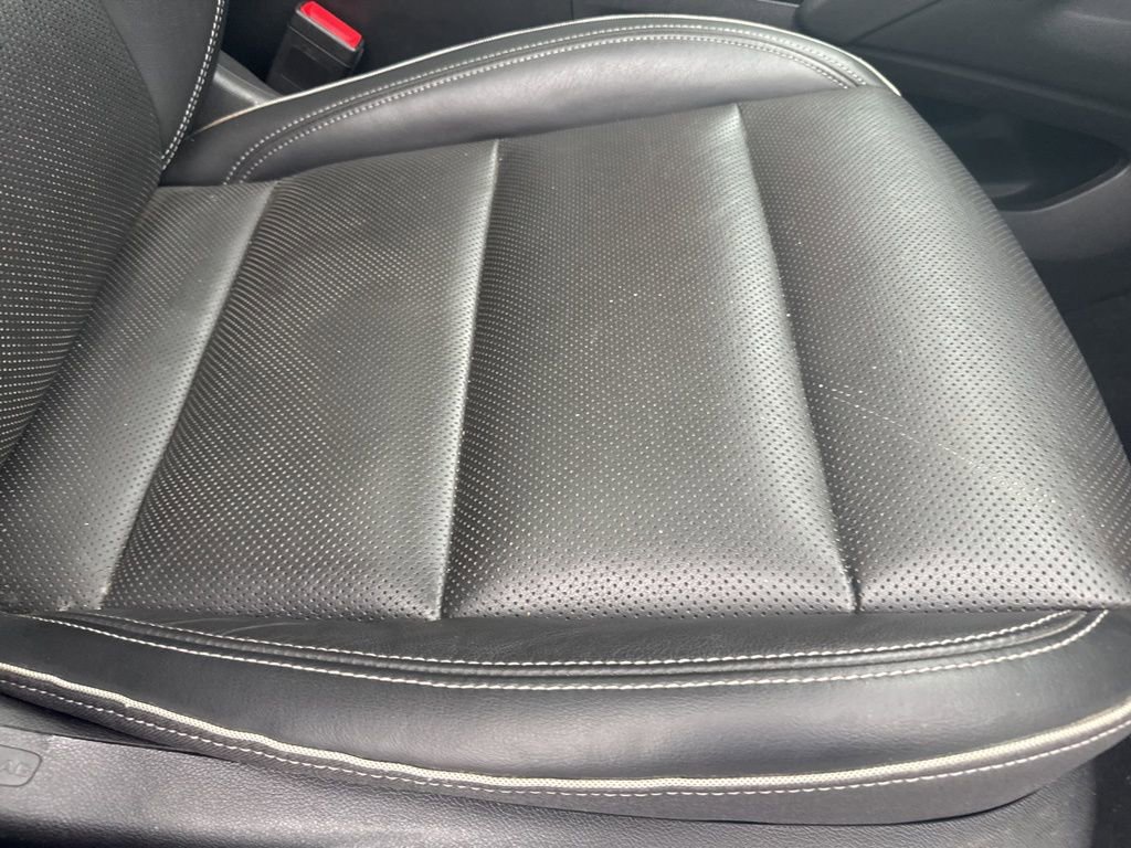 Used 2021 Buick Envision Essence w/ Sport Touring Package image 65