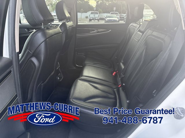 Used 2023 Lincoln Nautilus FWD w/ Premium Package image 12