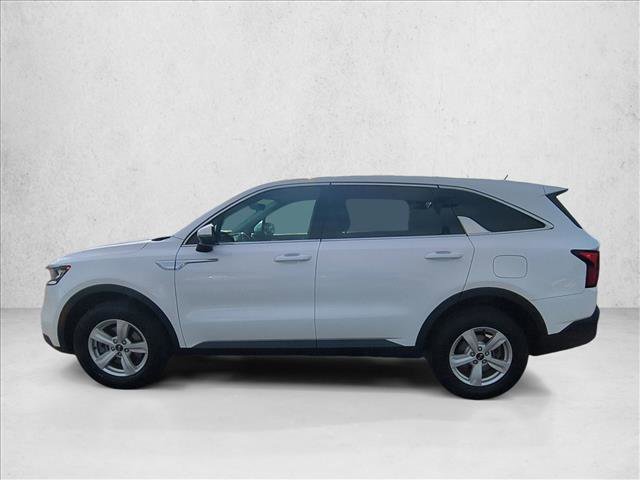 Used 2021 Kia Sorento LX image 9