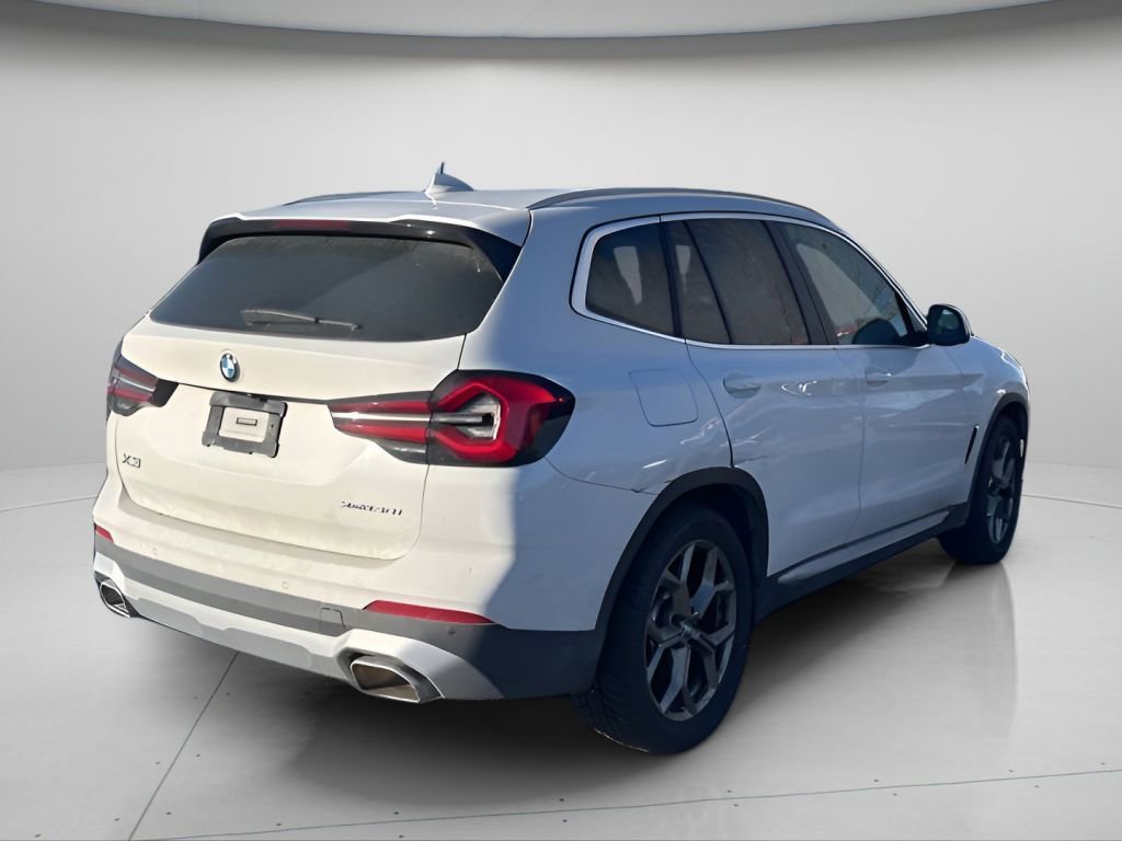 Used 2022 BMW X3 xDrive30i image 4