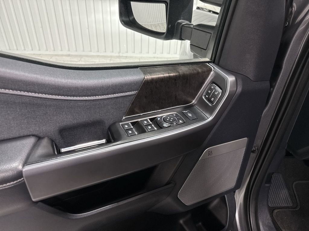 Used 2024 Ford F250 Lariat image 24