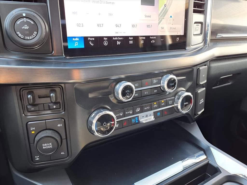 Used 2025 Ford F350 Lariat w/ Lariat Ultimate Package image 5