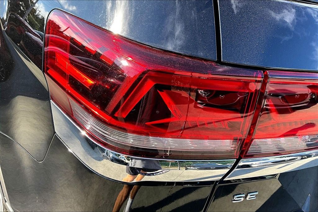 New 2026 Volkswagen Atlas SE FWD image 30