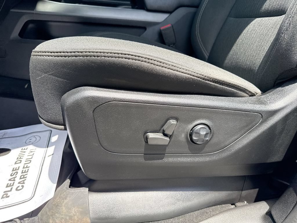 Used 2021 RAM 1500 Big Horn AWD/4WD image 12