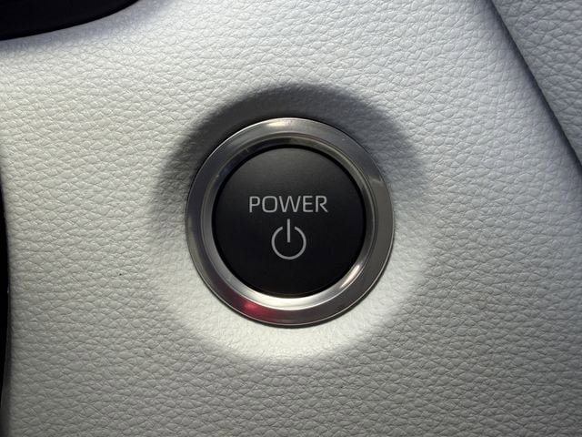 New 2026 Toyota Corolla SE FWD image 19