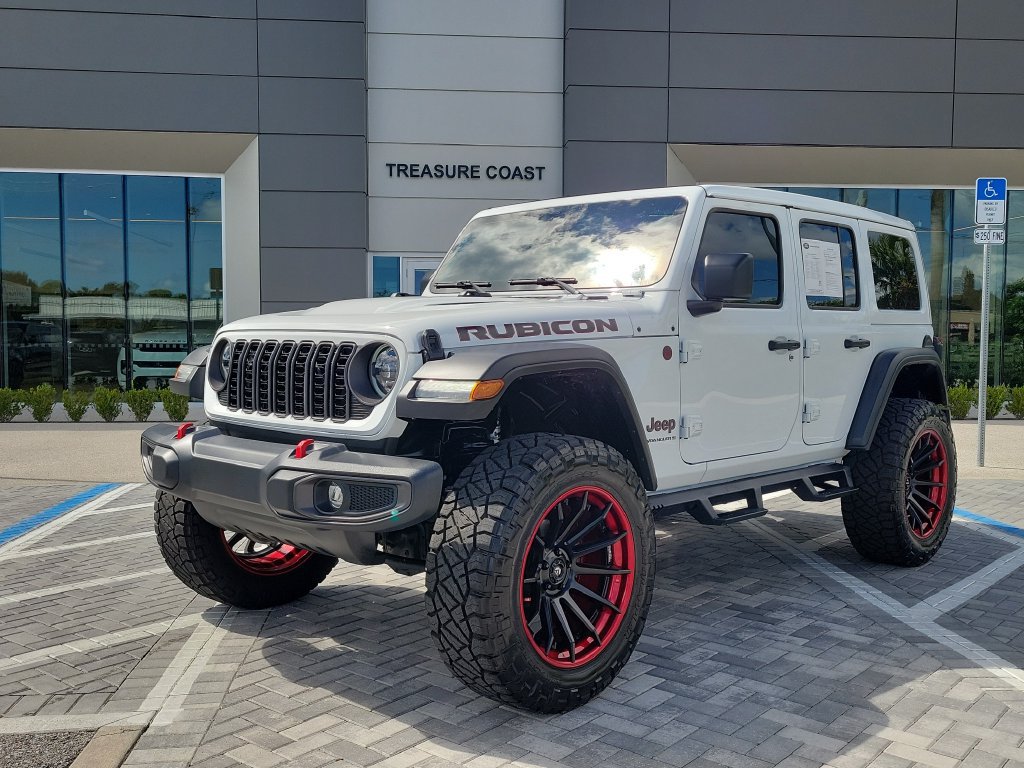 Used 2024 Jeep Wrangler Unlimited Rubicon w/ Safety Group AWD/4WD image 1