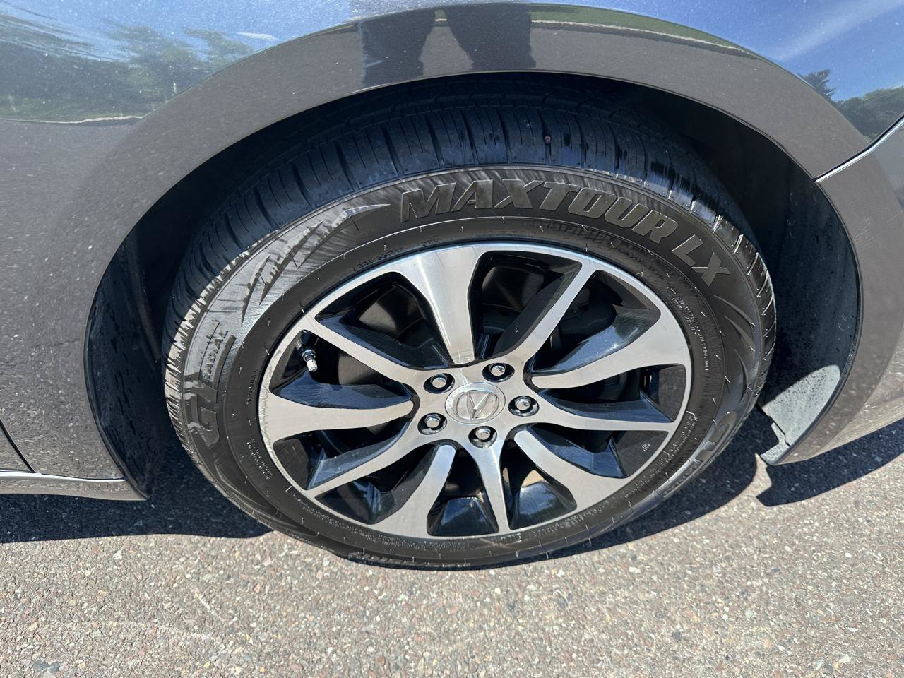 Used 2016 Acura TLX FWD image 34