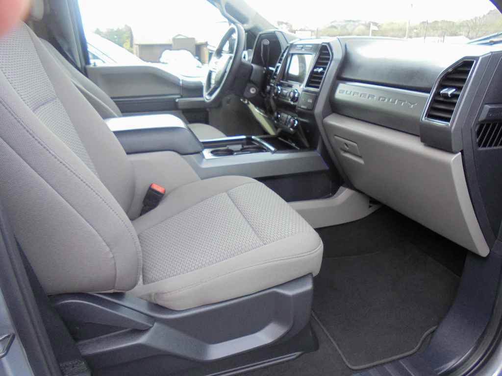 Used 2022 Ford F250 XLT w/ XLT Premium Package image 8