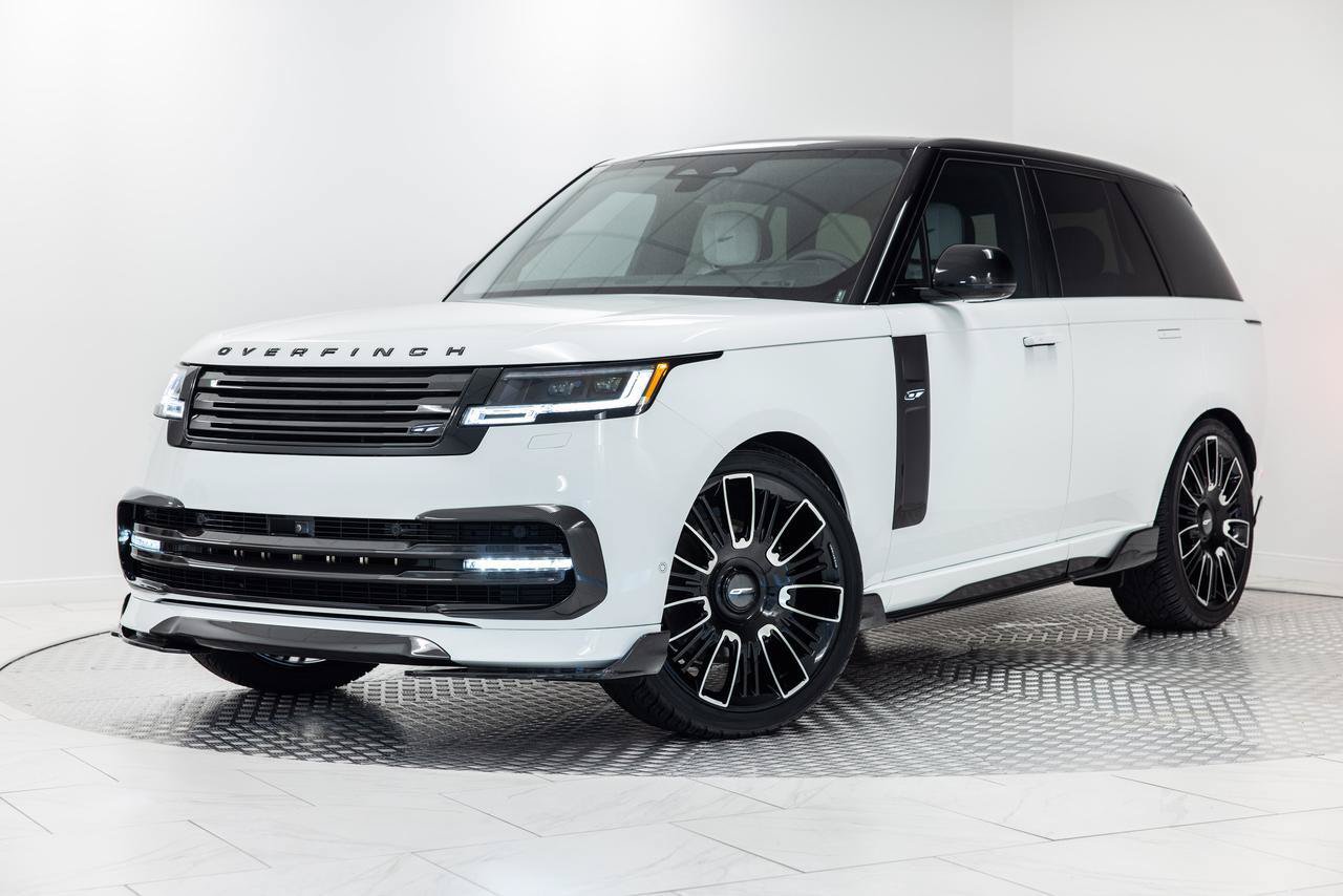 Used 2025 Land Rover Range Rover SE AWD/4WD image 1