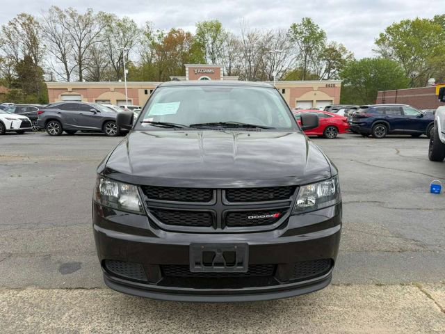 Used 2018 Dodge Journey SE w/ Blacktop Package image 2