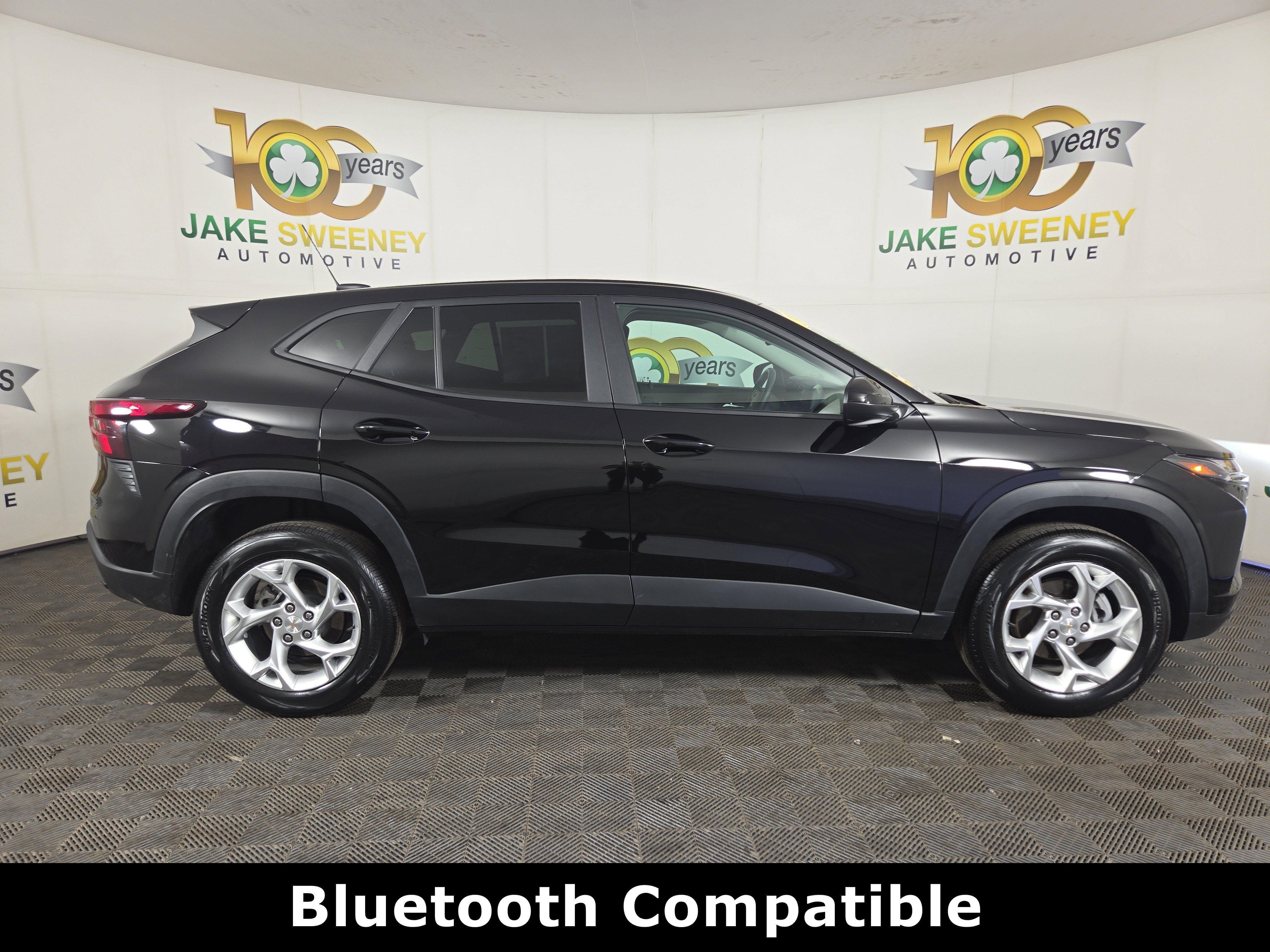 Certified 2025 Chevrolet Trax LS w/ LS Convenience Package image 10