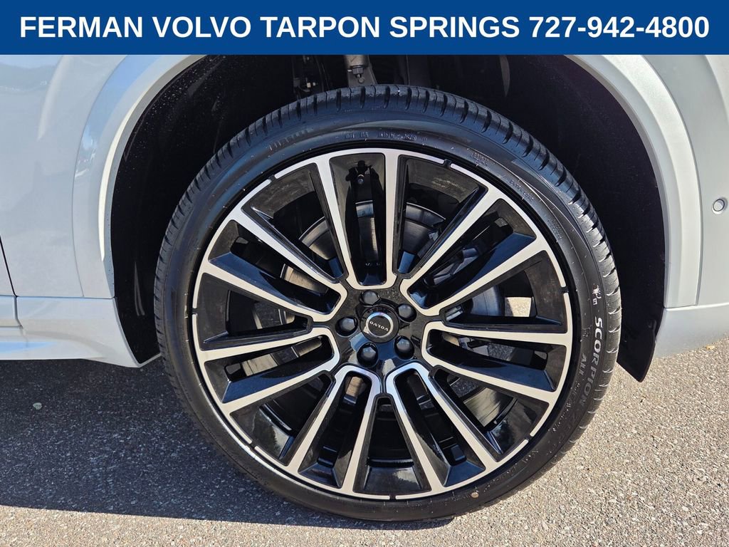 New 2026 Volvo XC90 B6 Plus w/ Protection Package Premier image 12
