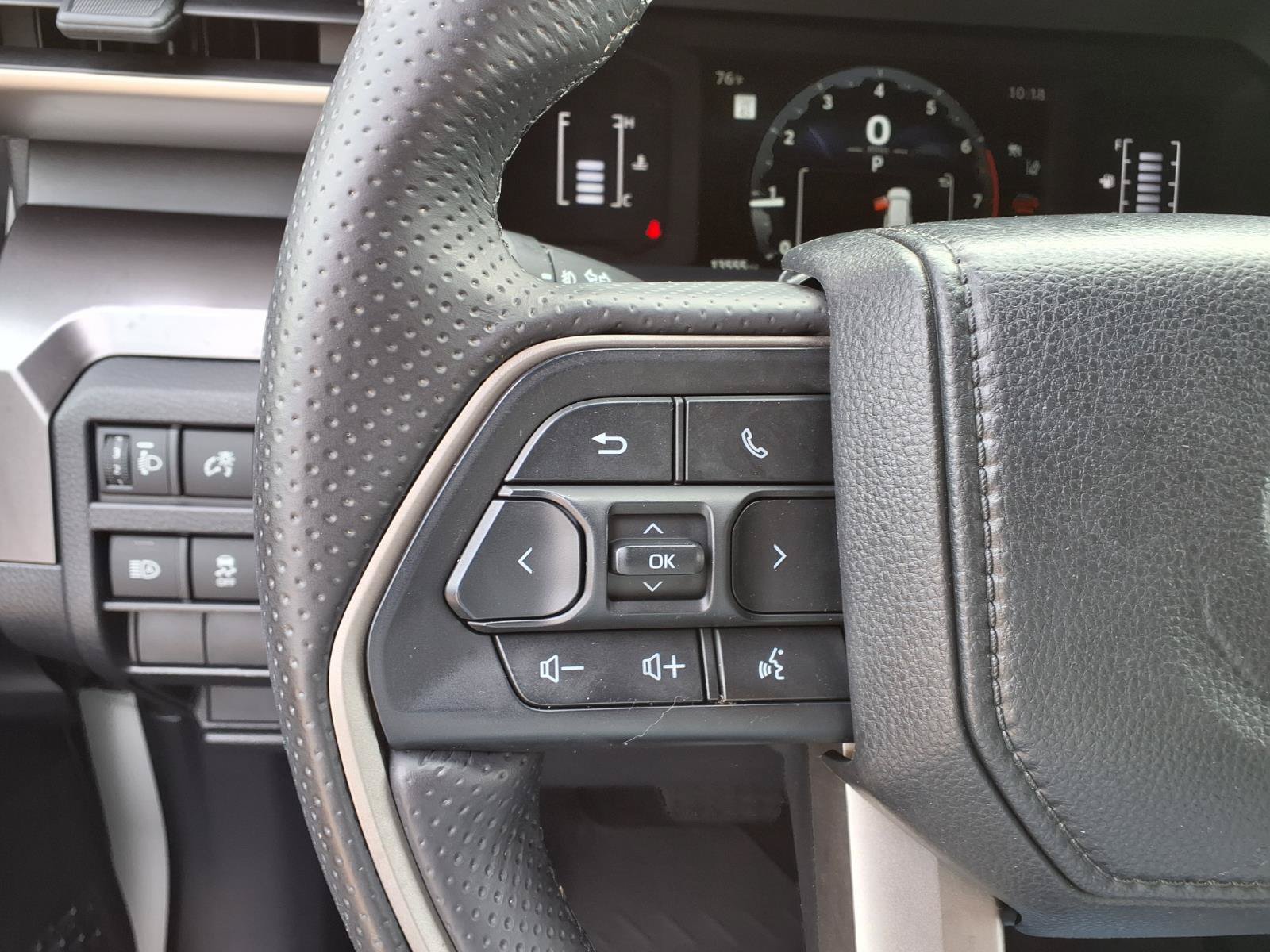 Certified 2025 Toyota 4Runner SR5 RWD image 22