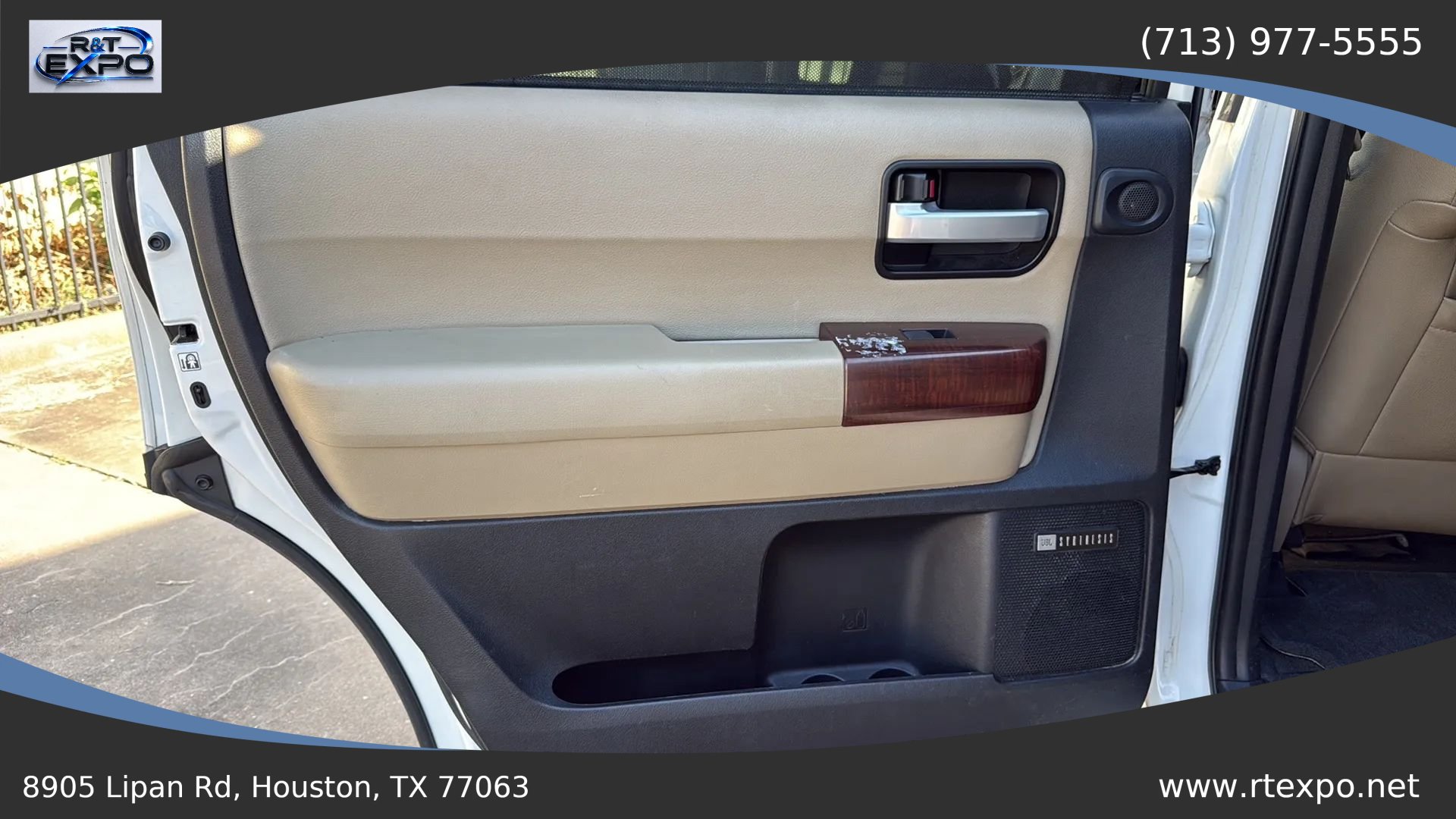 Used 2013 Toyota Sequoia Platinum RWD image 29
