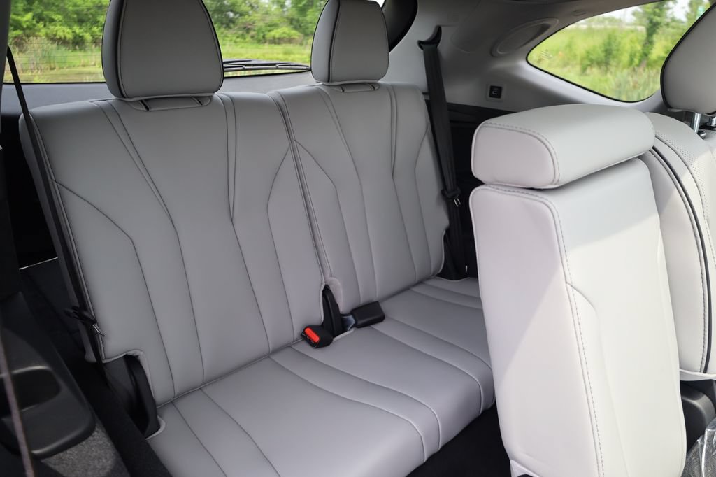 New 2026 Acura MDX w/ Advance Package AWD/4WD image 35