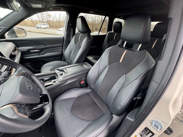 Certified 2024 Toyota Grand Highlander MAX Limited image 12