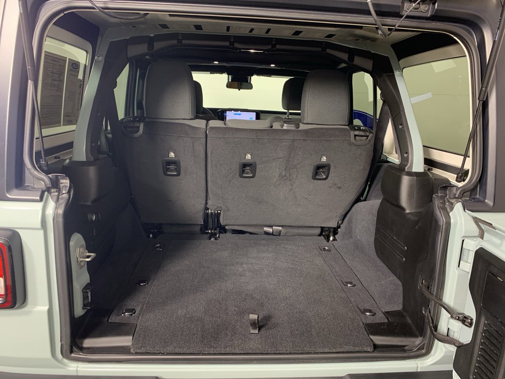 Used 2024 Jeep Wrangler Sport S image 34