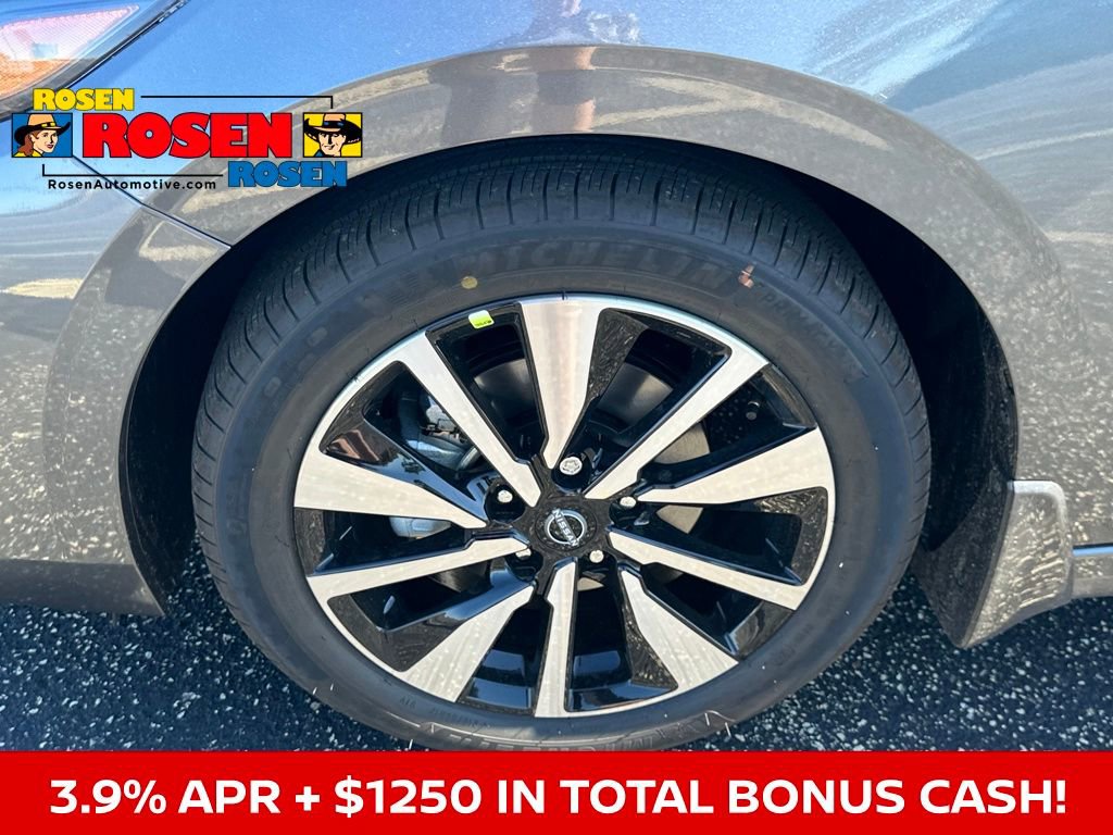 New 2025 Nissan Sentra SV w/ SV Premium Package image 36