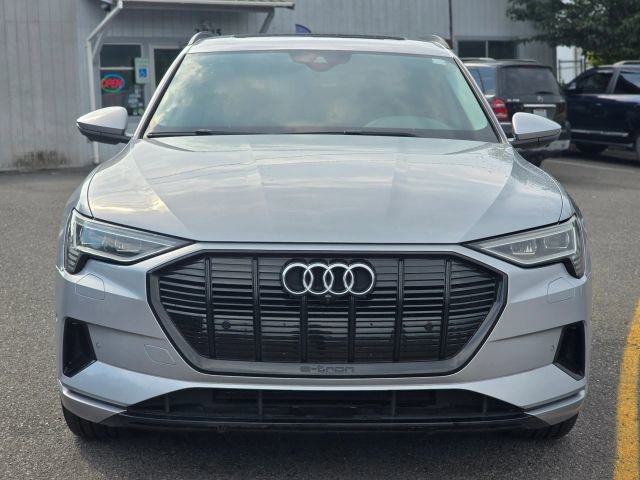 Used 2021 Audi e-tron Premium w/ Convenience Plus Package image 2