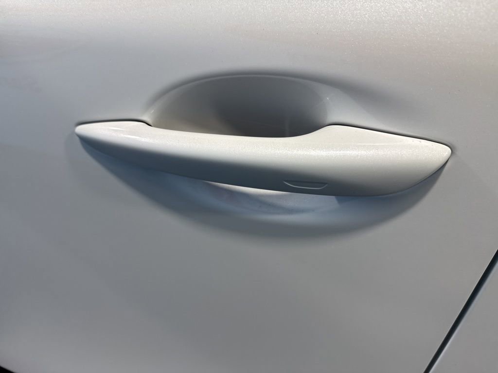 Used 2025 MAZDA MAZDA3 s FWD image 13