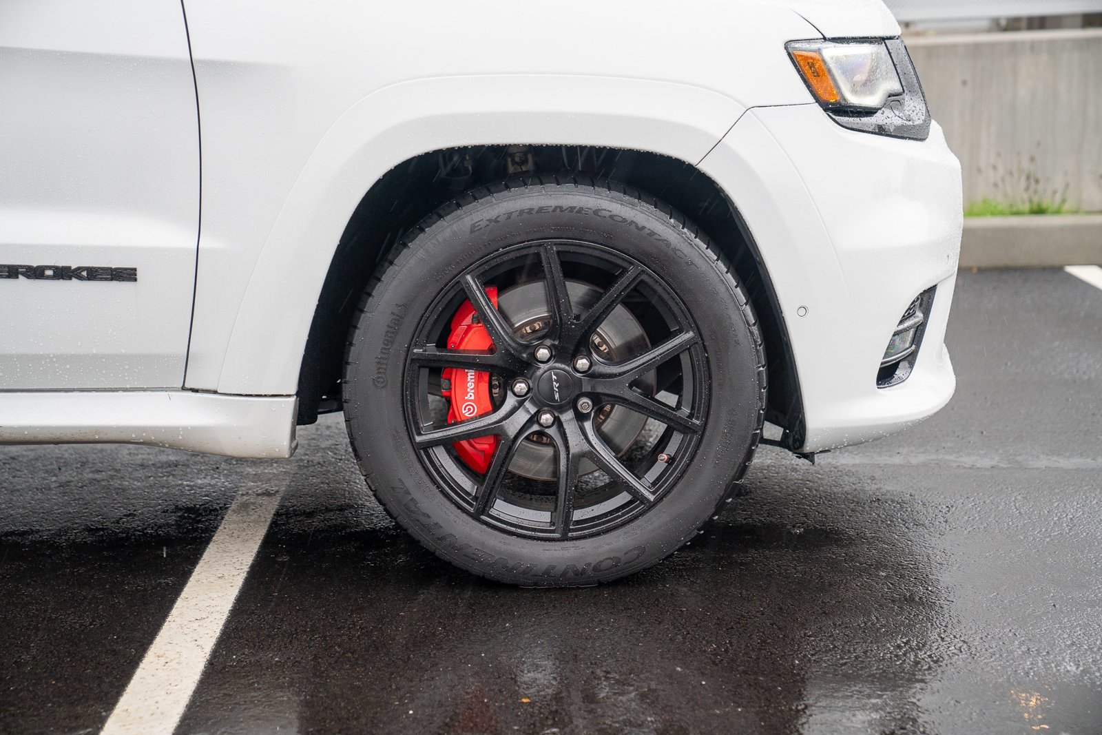 Used 2019 Jeep Grand Cherokee SRT image 9