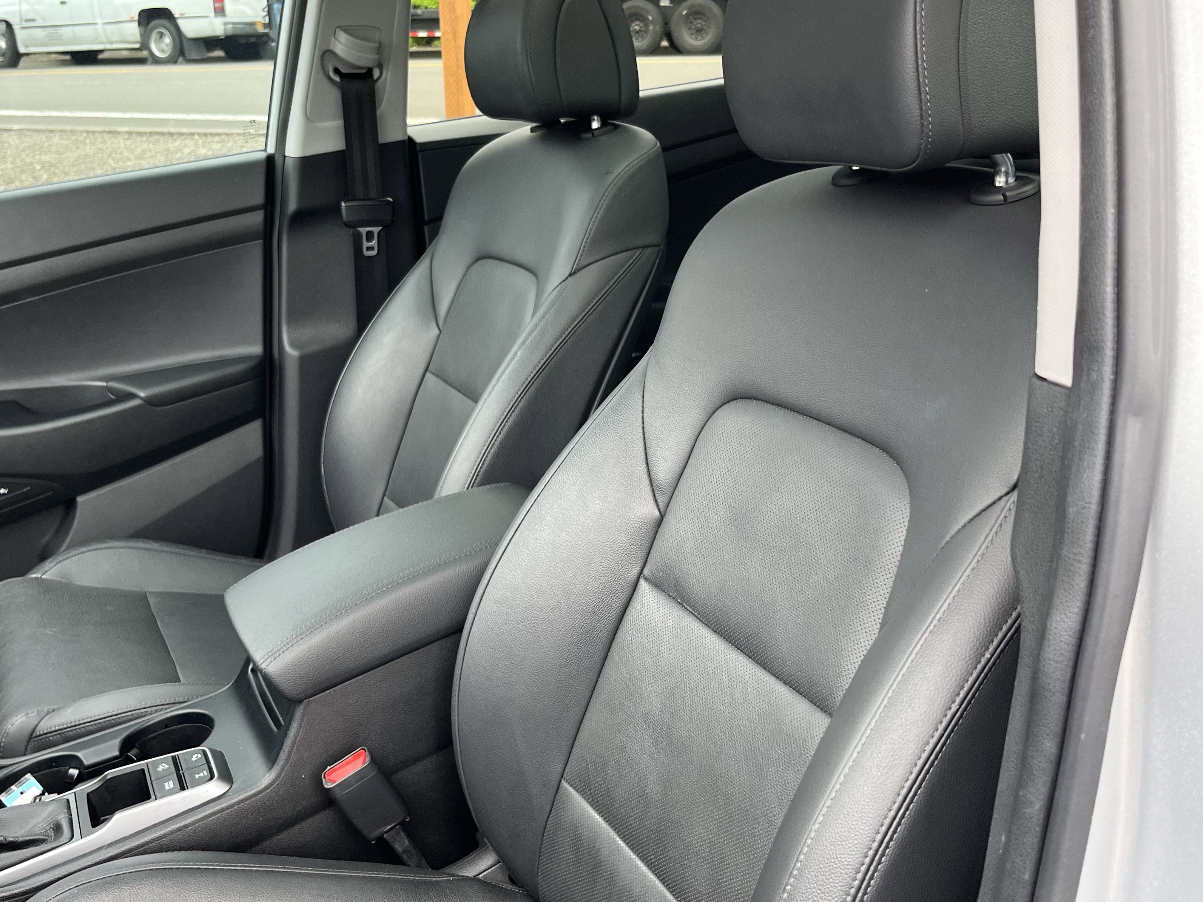 Used 2018 Hyundai Tucson Limited w/ Ultimate Package 02 AWD/4WD image 17