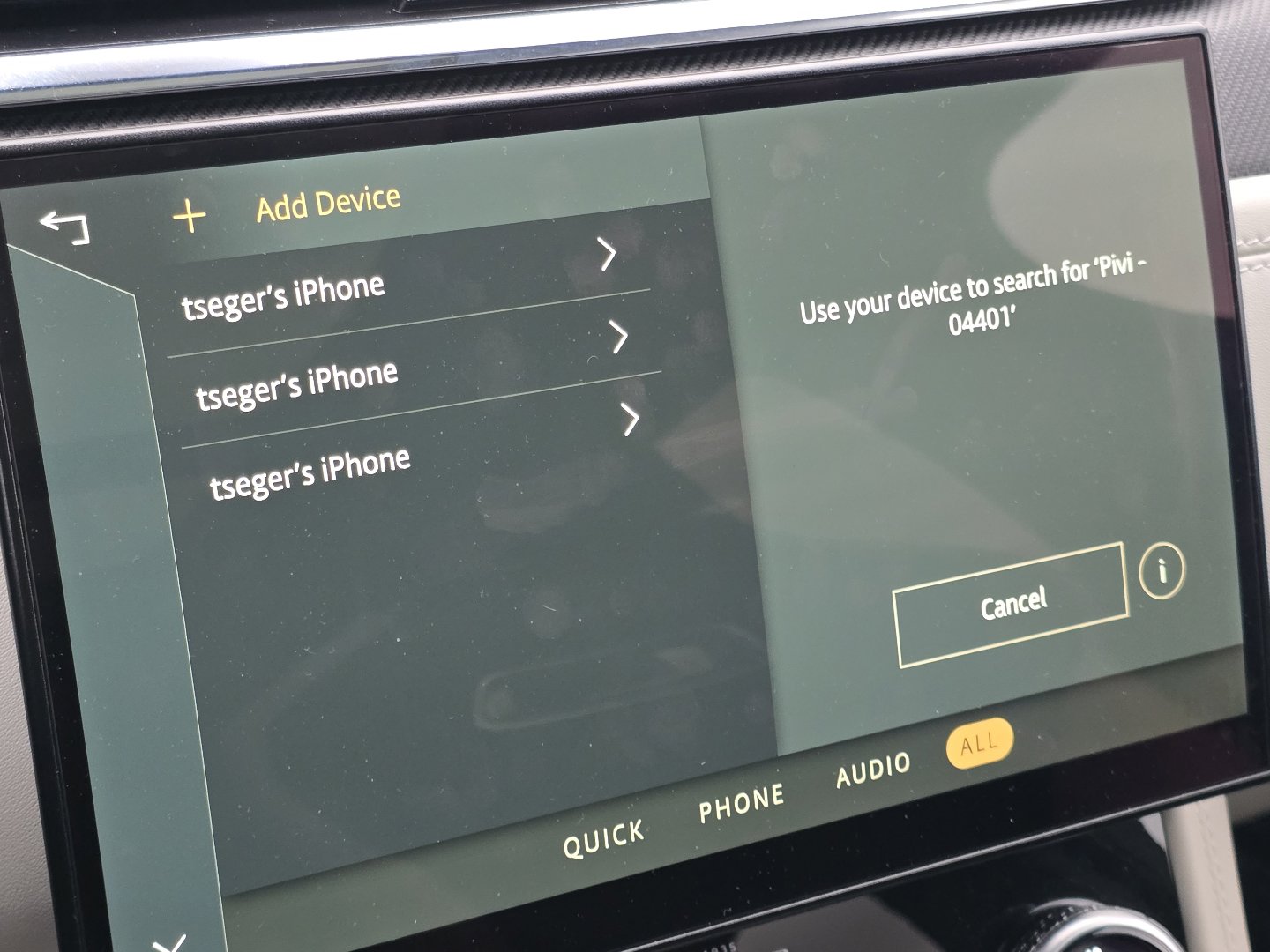 Used 2023 Jaguar F-PACE SVR image 15