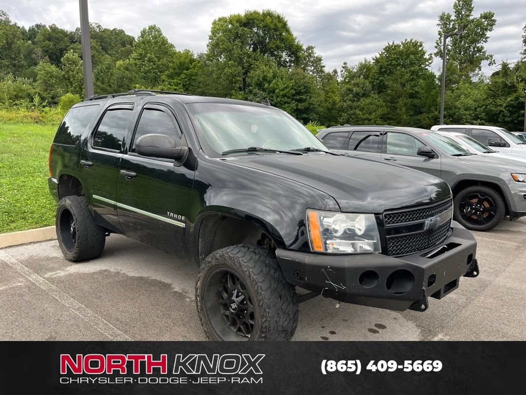 Used 2014 Chevrolet Tahoe LTZ AWD/4WD image 3
