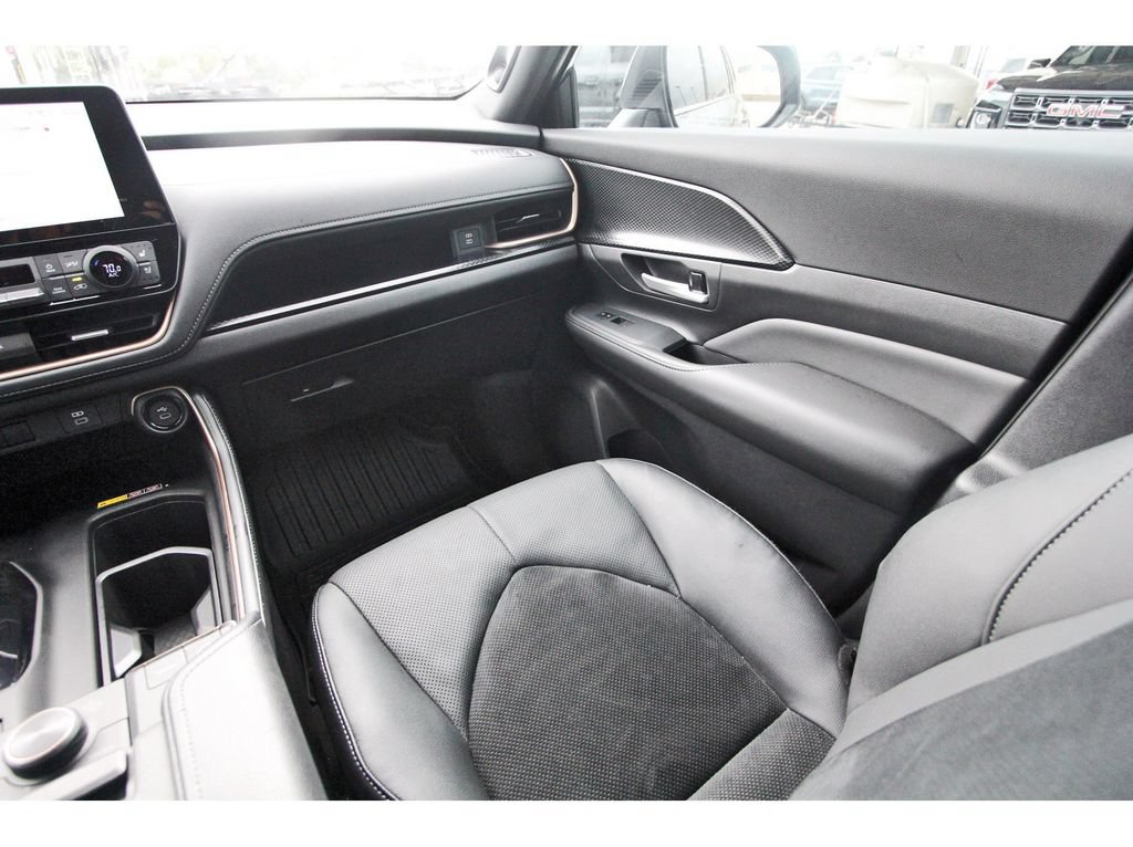 Used 2026 Toyota Grand Highlander AWD Hybrid image 15