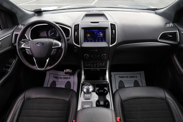 Used 2020 Ford Edge ST-Line w/ Cold Weather Package AWD/4WD image 22