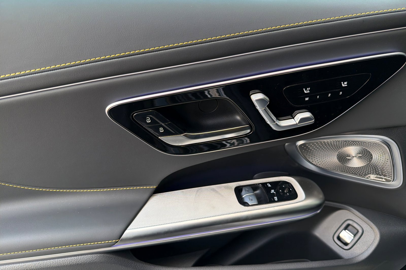 New 2026 Mercedes-Benz CLE 53 AMG 4MATIC Coupe image 10