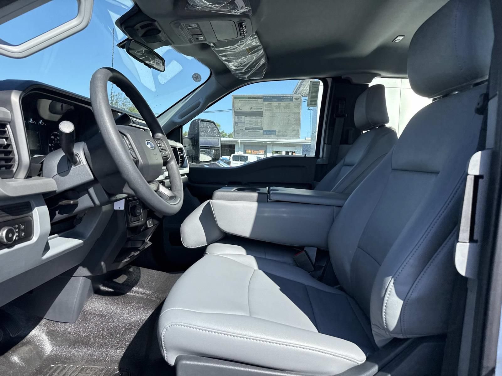 New 2026 Ford F250 XL w/ XL Off-Road Package AWD/4WD image 10