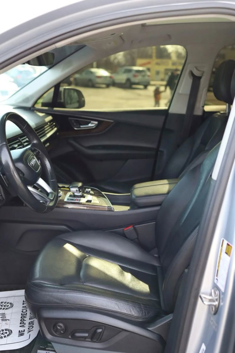 Used 2018 Audi Q7 3.0T Premium Plus w/ Premium Plus Package image 12