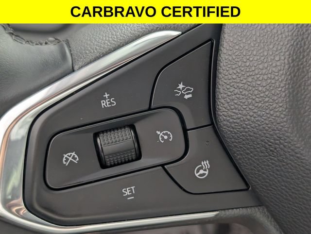 Certified 2025 Chevrolet Trax LT w/ LT Convenience Package FWD image 15