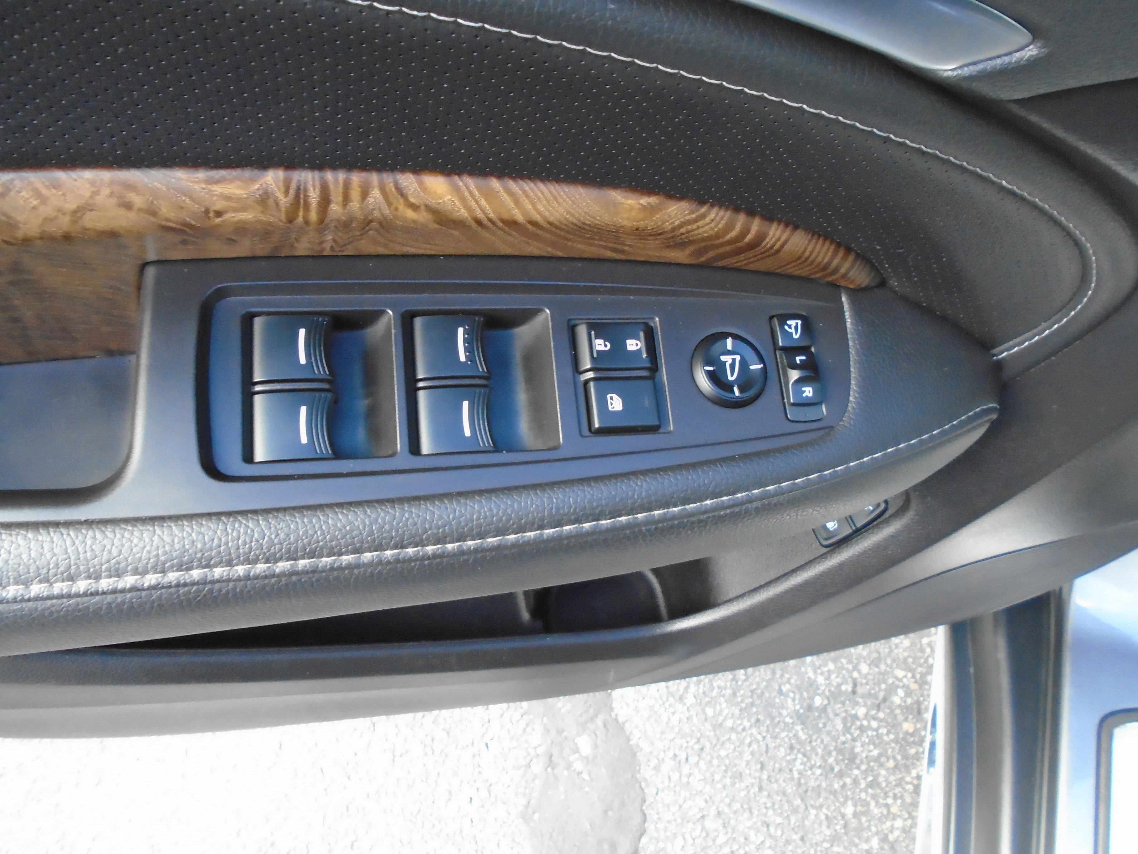 Used 2020 Acura MDX w/ Technology Package AWD/4WD image 48