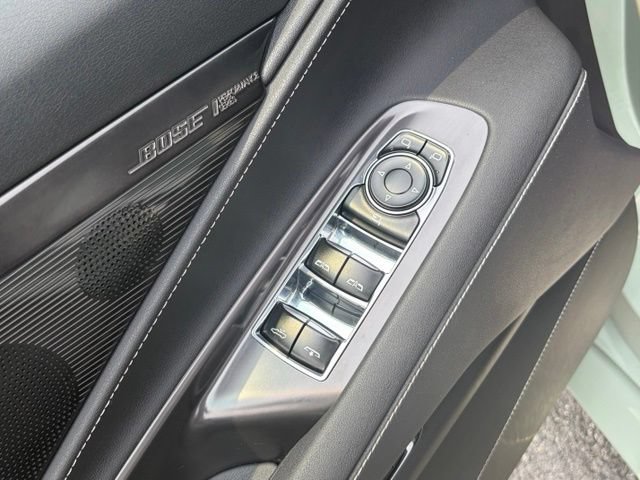 Used 2024 Chevrolet Corvette Stingray Preferred Conv w/ Z51 Performance Package RWD image 17