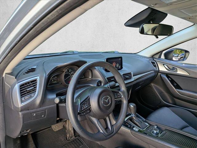 Used 2018 MAZDA MAZDA3 Sport FWD image 9