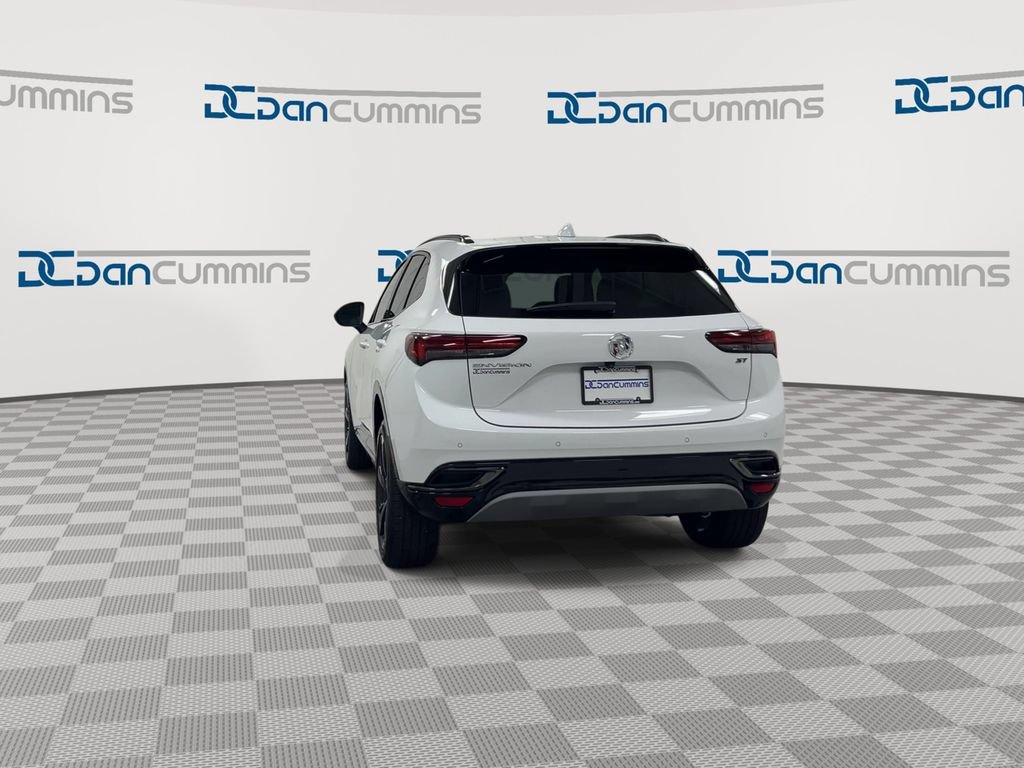 Used 2022 Buick Envision Essence w/ Sport Touring Package FWD image 7