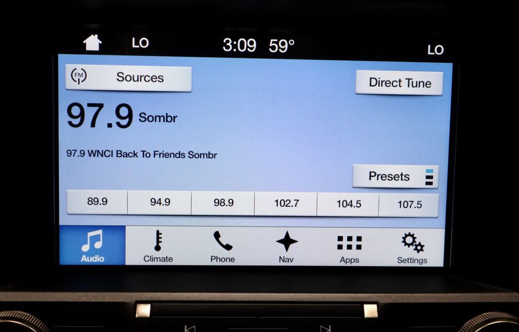 Used 2017 Ford Mustang Shelby GT350 image 3