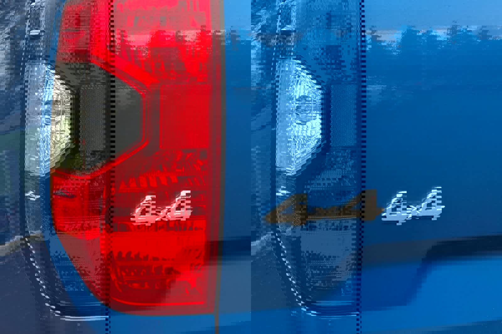 Used 2018 Toyota Tundra SR5 w/ SR5 Upgrade Package image 25