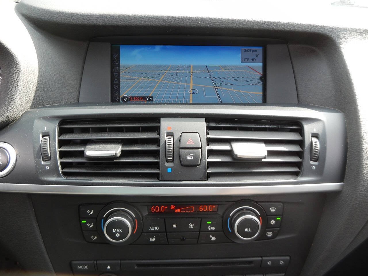 Used 2011 BMW X3 xDrive28i AWD/4WD image 3