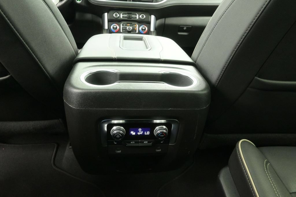 Used 2022 GMC Yukon SLT AWD/4WD image 13