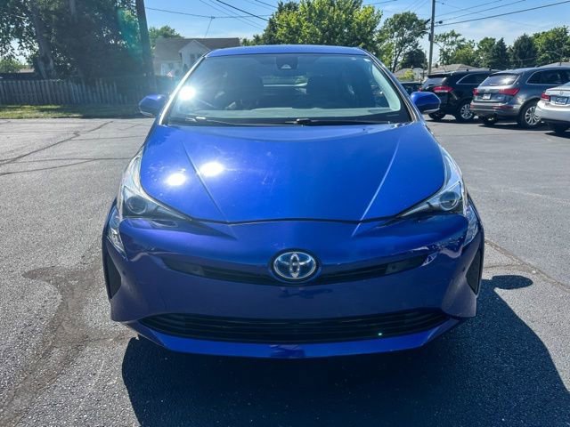 Used 2017 Toyota Prius Two w/ Prius Two Safety Plus Package FWD image 2