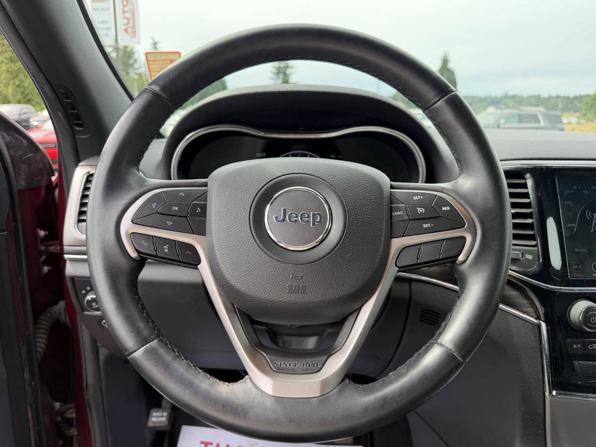 Used 2019 Jeep Grand Cherokee Limited AWD/4WD image 15