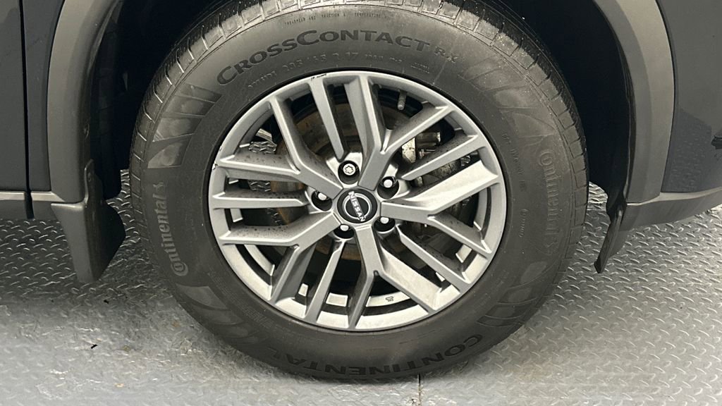 Used 2022 Nissan Rogue S image 19