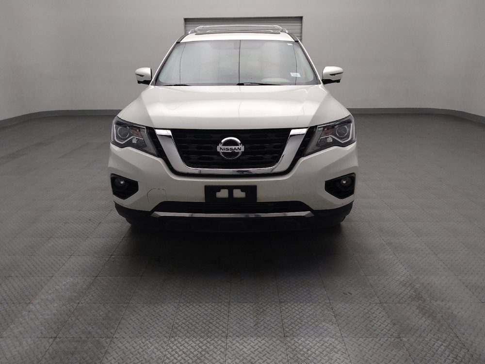 Used 2020 Nissan Pathfinder Platinum w/ Cargo Package FWD image 15
