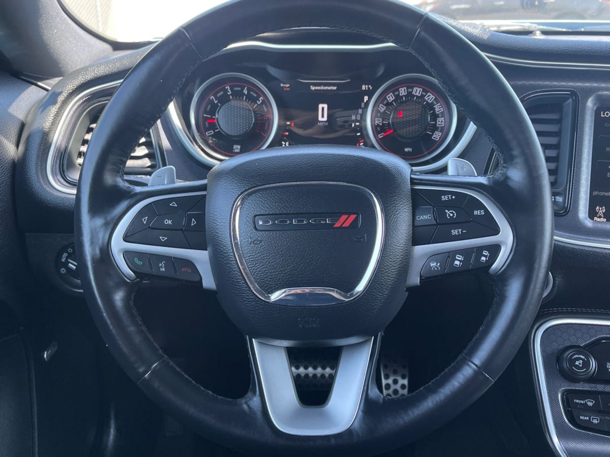 Used 2016 Dodge Challenger R/T Scat Pack w/ Leather Interior Group RWD image 11