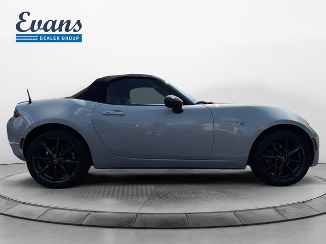 Used 2016 MAZDA MX-5 Miata Club RWD image 9