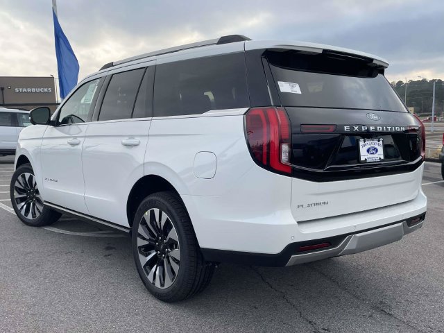 New 2026 Ford Expedition Platinum w/ Driver's Package AWD/4WD image 4